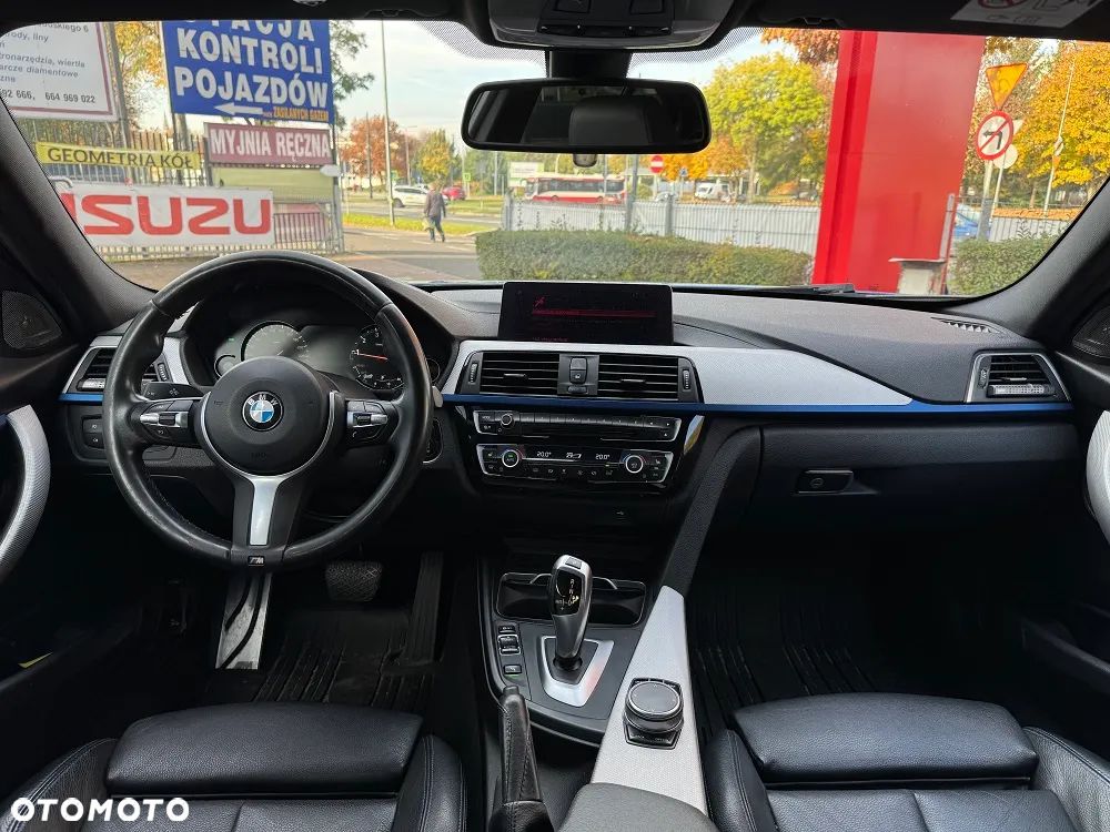 BMW Seria 3 318i M Sport Shadow - 13