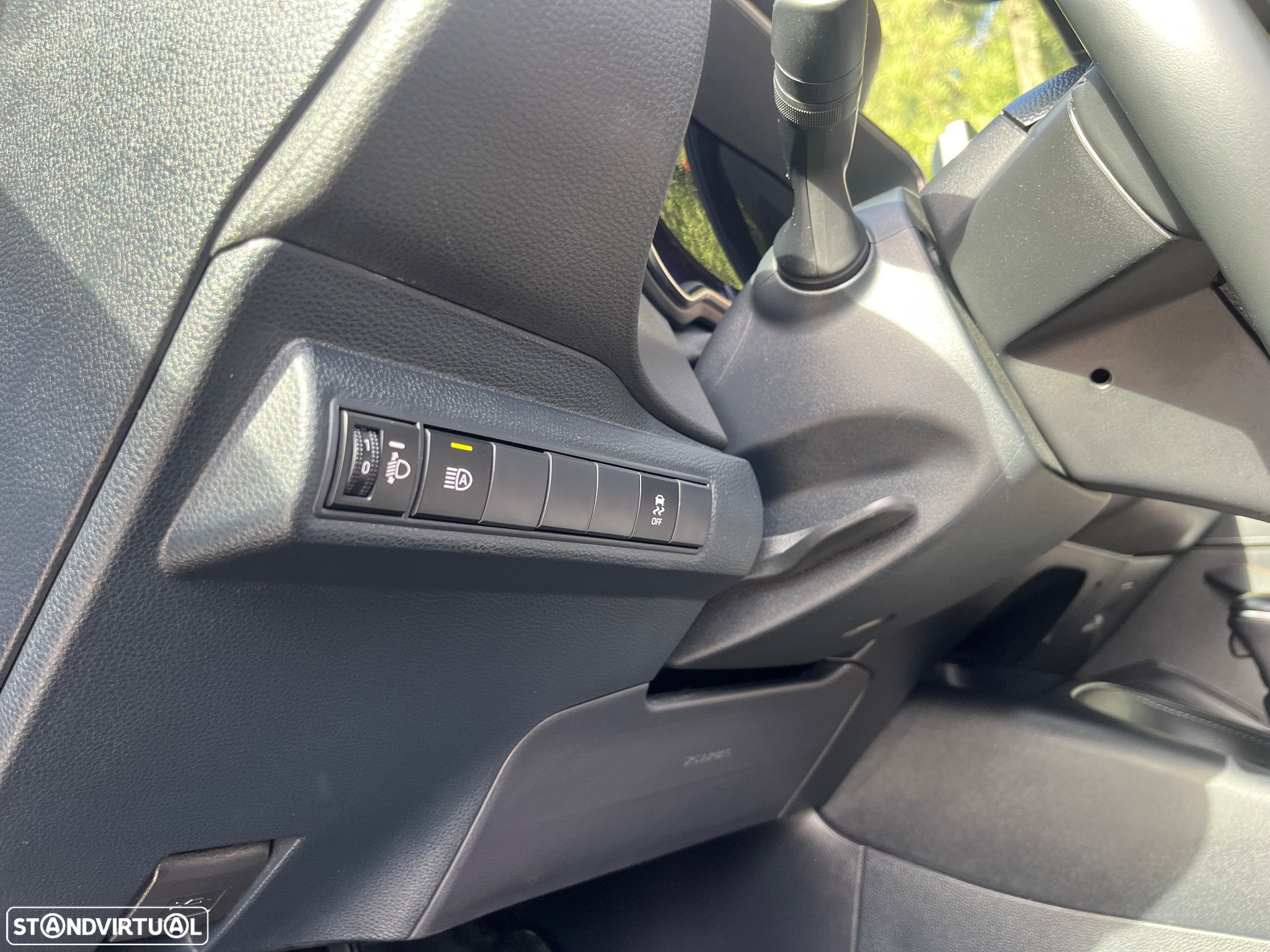 Toyota Corolla Touring Sports 1.8 Hybrid Trek - 30