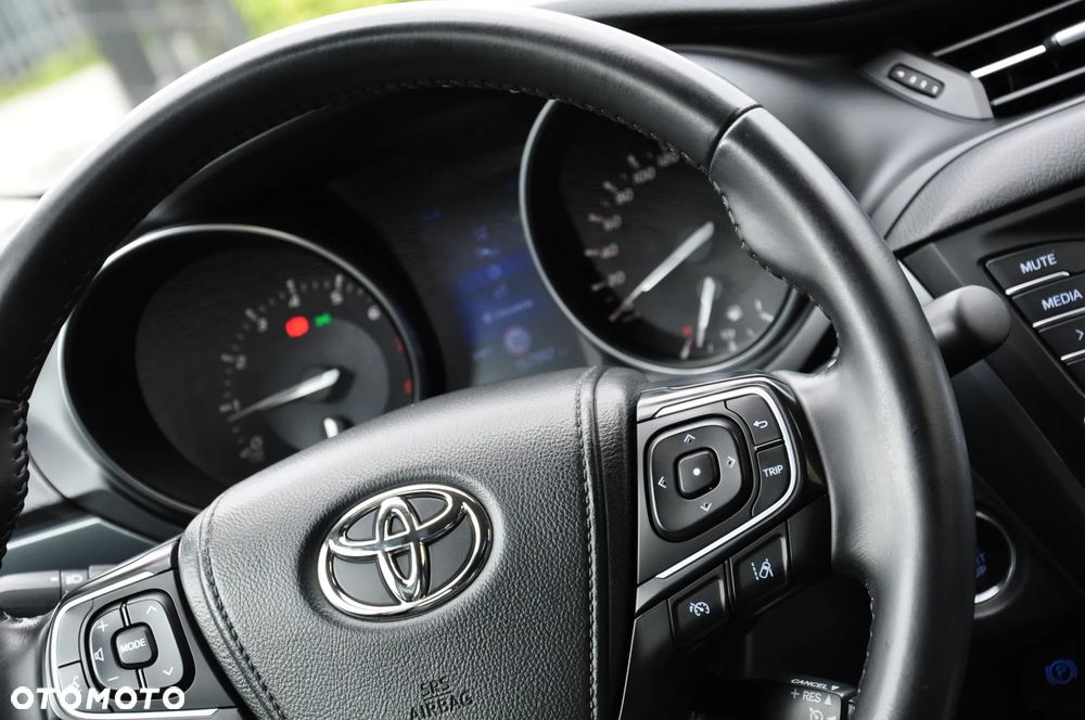 Toyota Avensis Touring Sports 1.8 Edition S+ - 29