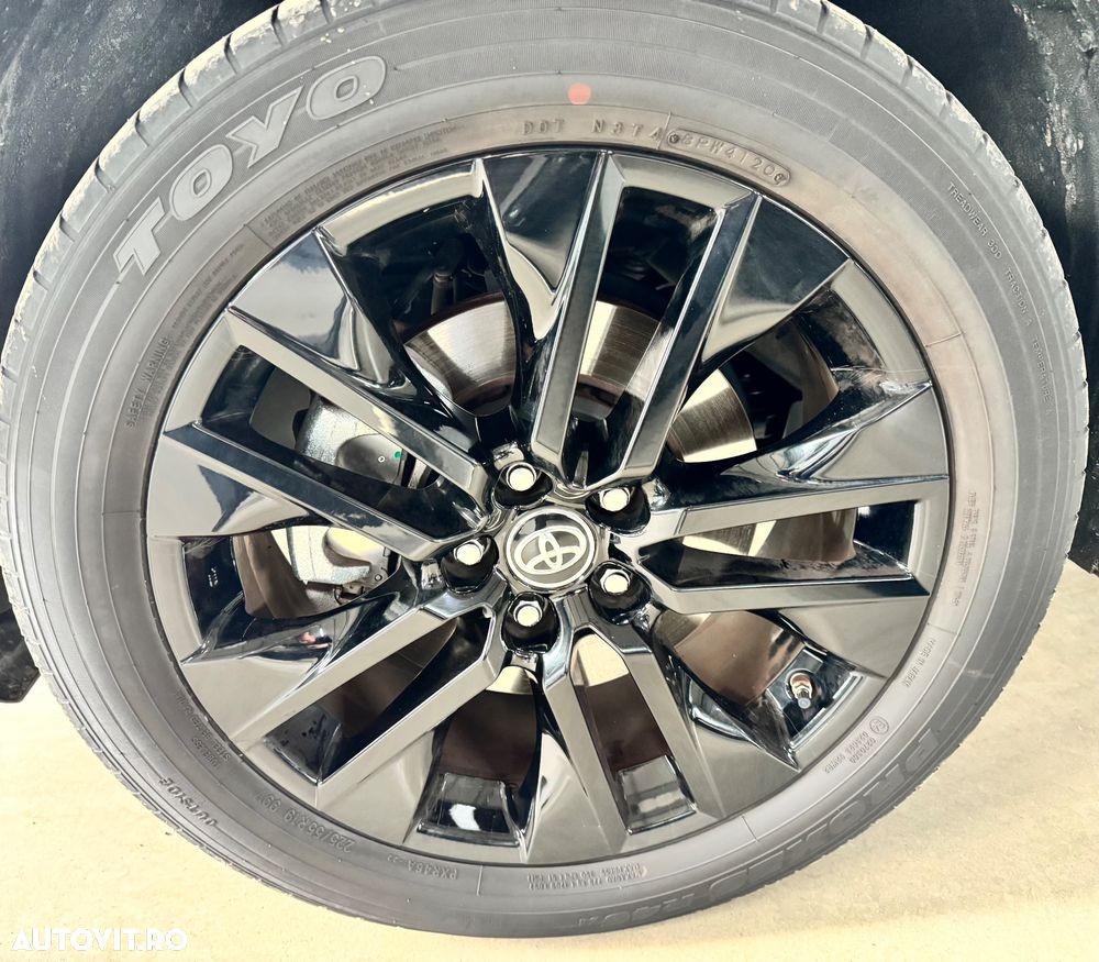 Toyota RAV4 2.5 4x4 Hybrid Lounge - 24