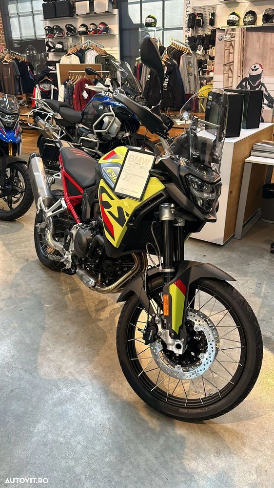 BMW F 900 GS - 1