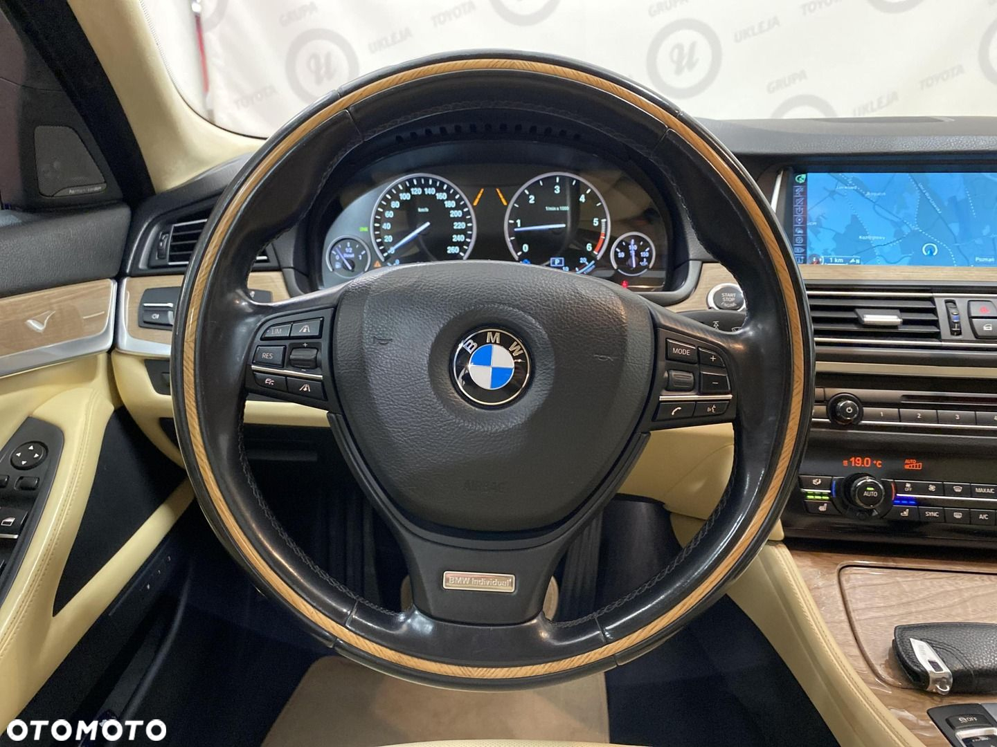 BMW Seria 5 525d xDrive Luxury Line - 10
