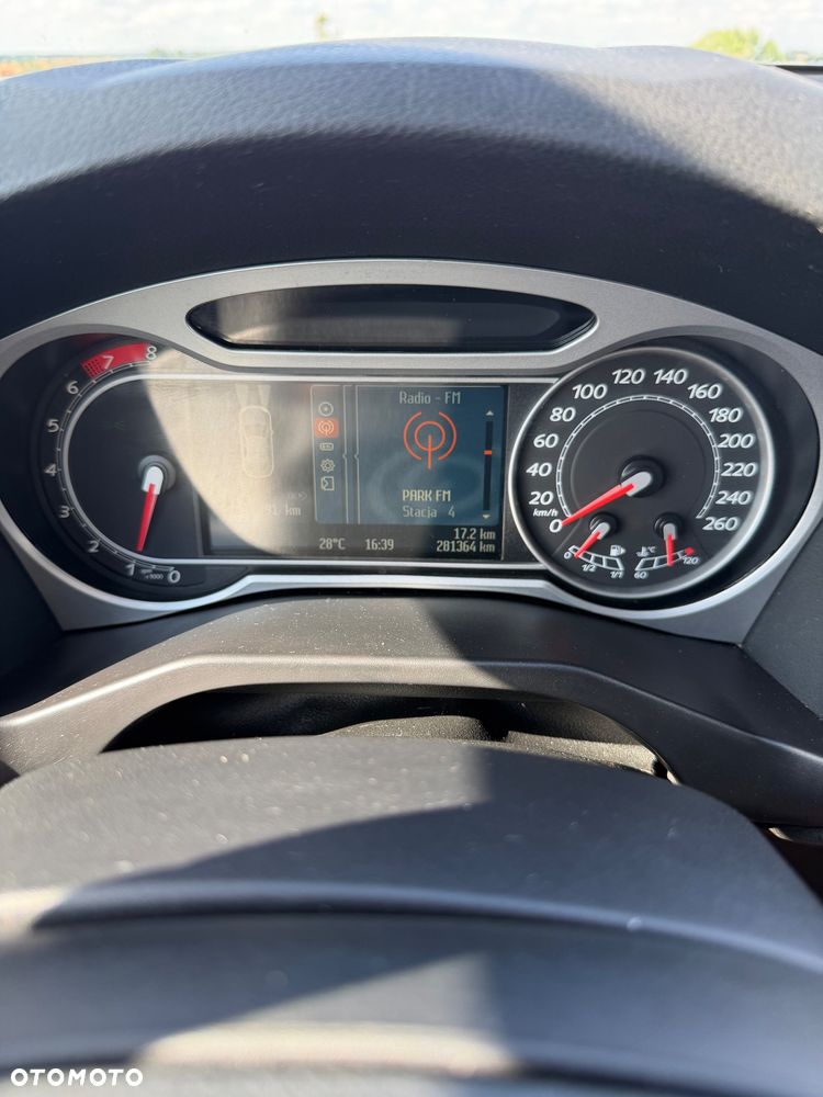 Ford Mondeo 2.0 Titanium - 17