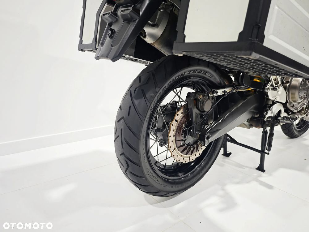 Yamaha Super Tenere - 16