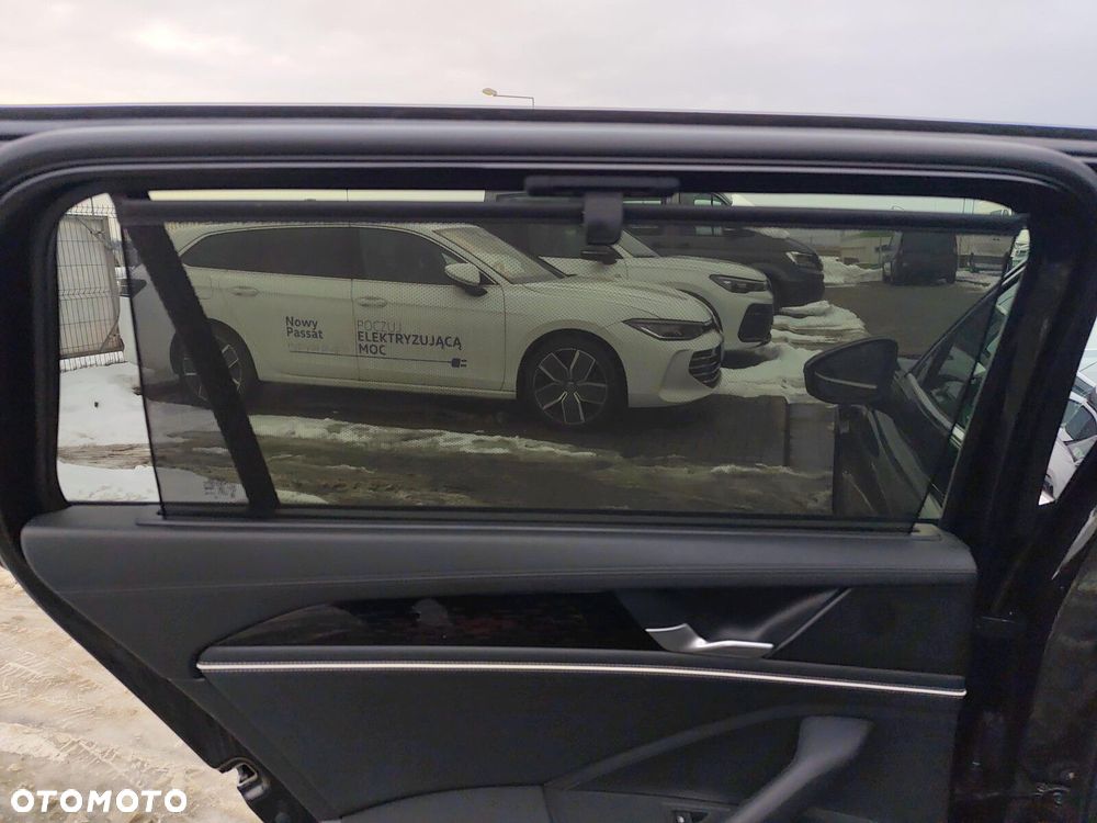 Volkswagen Passat - 31