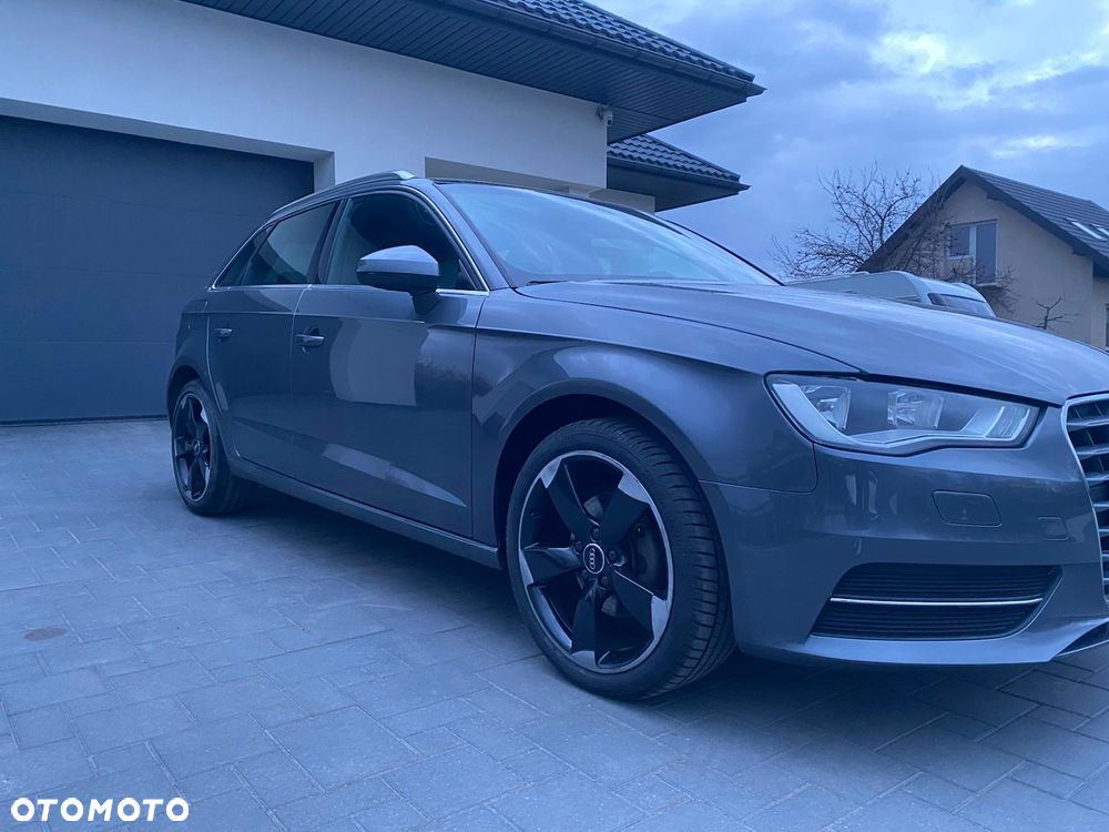 Audi A3 Sportback 1.6 TDI Ambiente - 4