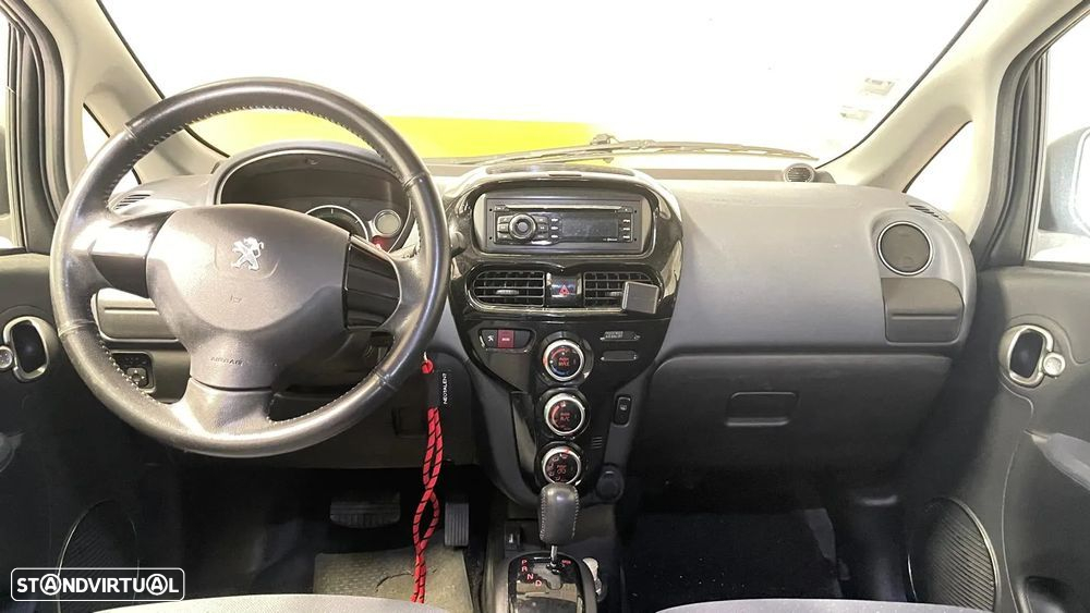 Peugeot iOn Active - 11