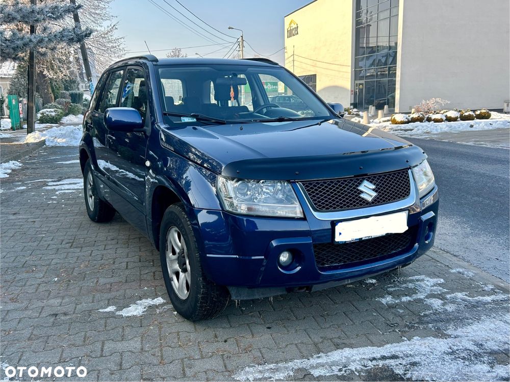 Suzuki Grand Vitara 2.0 - 1
