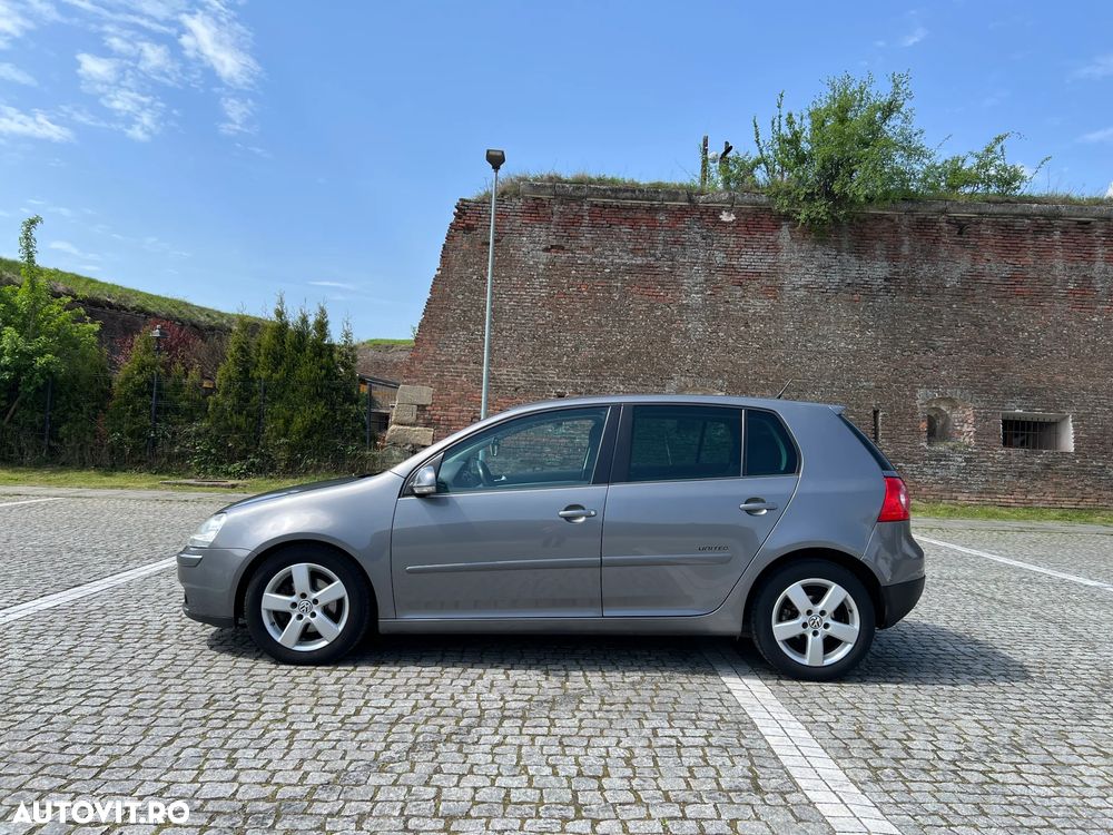 Volkswagen Golf 1.4 TSI DSG United - 3