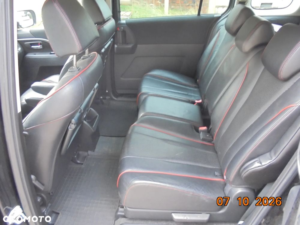 Mazda 5 - 9