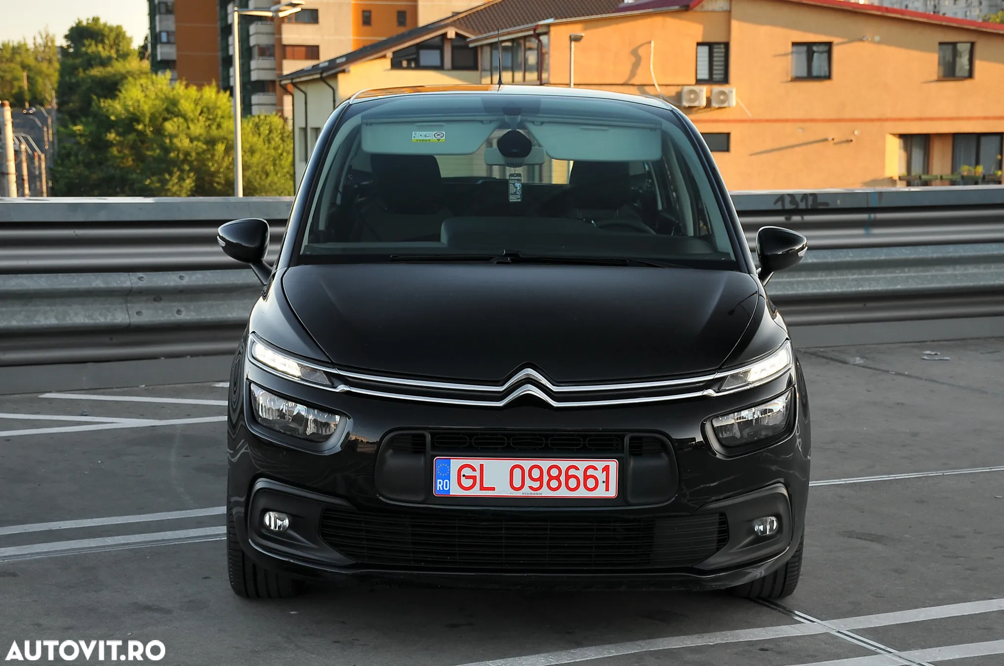 Citroën C4 Space Tourer Spacetourer BlueHDi 120 Stop&Start EAT6 SHINE - 8