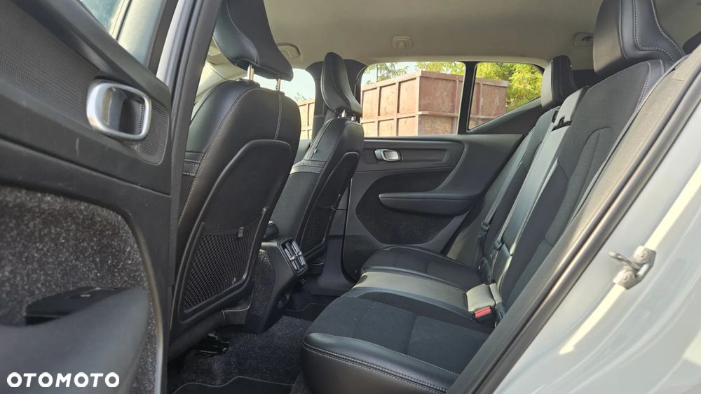 Volvo XC 40 T3 Inscription - 30