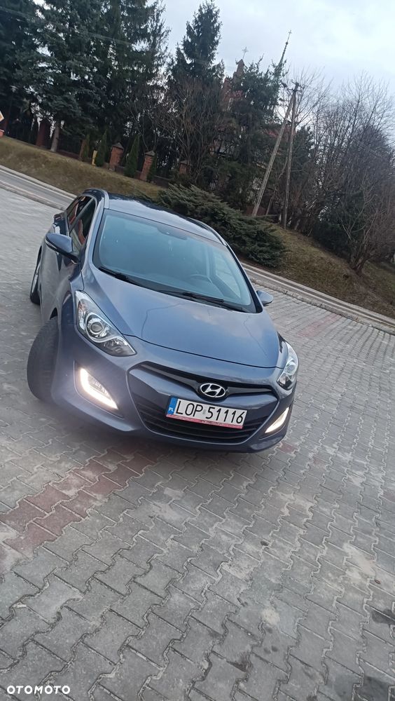 Hyundai i30 blue 1.6 CRDi Trend - 15