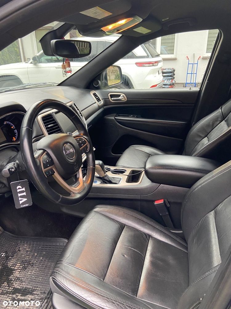 Jeep Grand Cherokee - 8