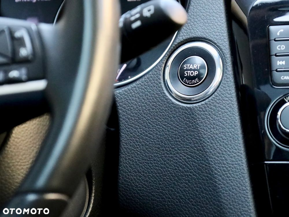 Nissan Qashqai 1.3 DIG-T N-Connecta - 31
