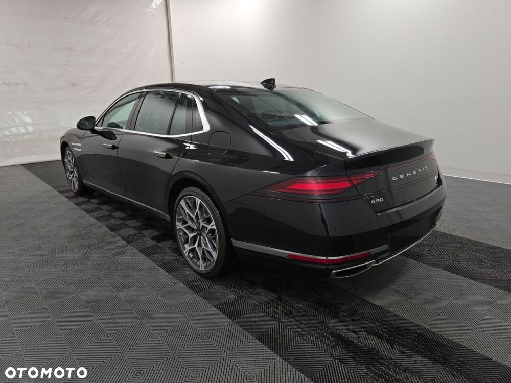Genesis G90 - 2