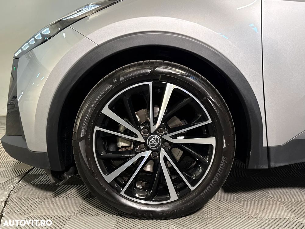 Toyota C-HR - 14