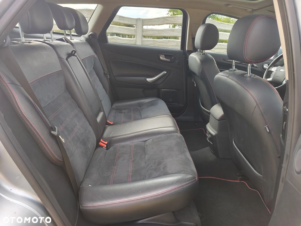 Ford Mondeo 2.2 TDCi Titanium S - 24