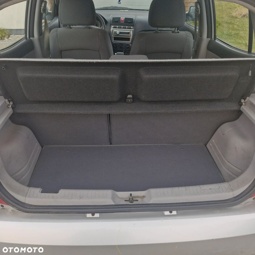 Kia Picanto - 11