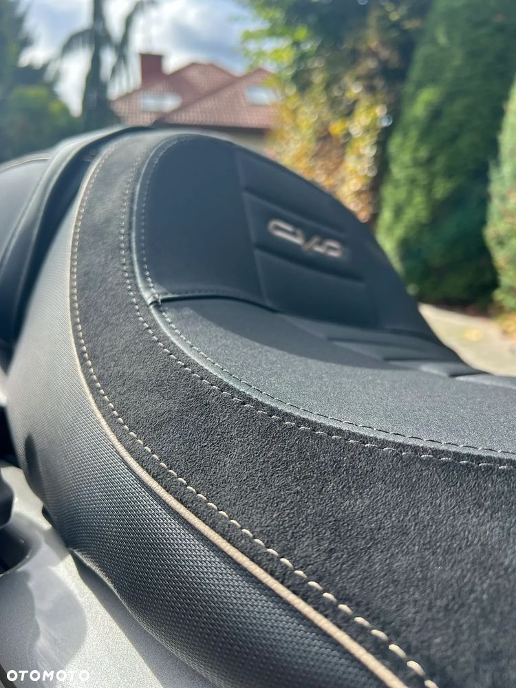 Harley-Davidson CVO Street Glide - 8