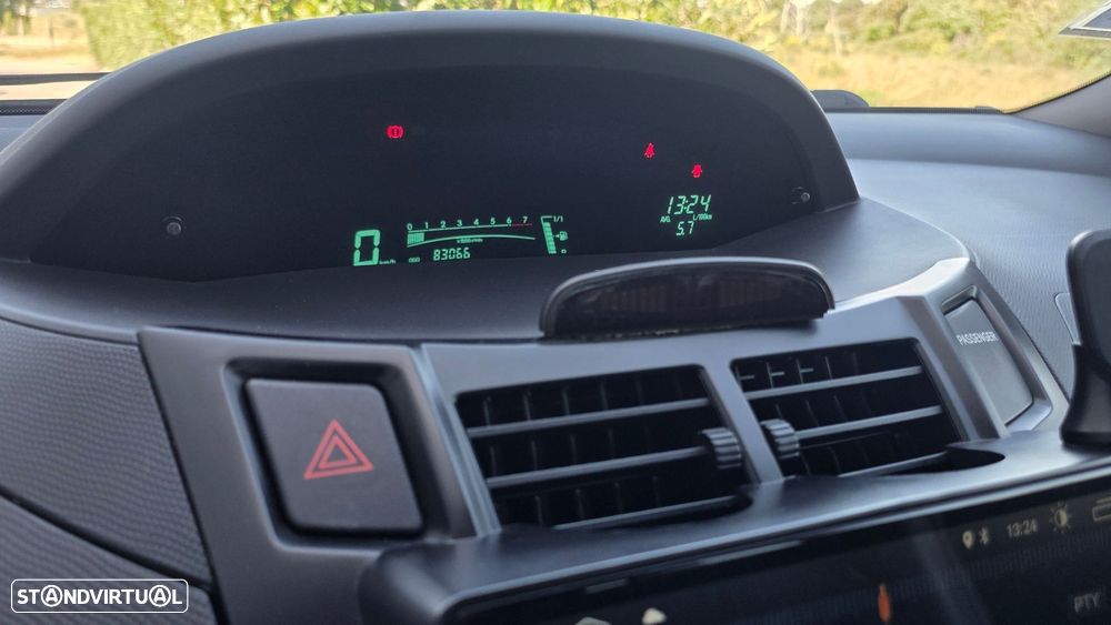 Toyota Yaris 1.0 VVT-i AC - 16