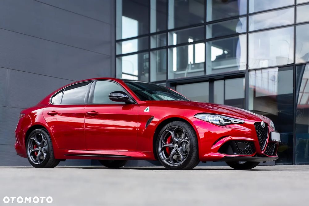 Alfa Romeo Giulia - 16
