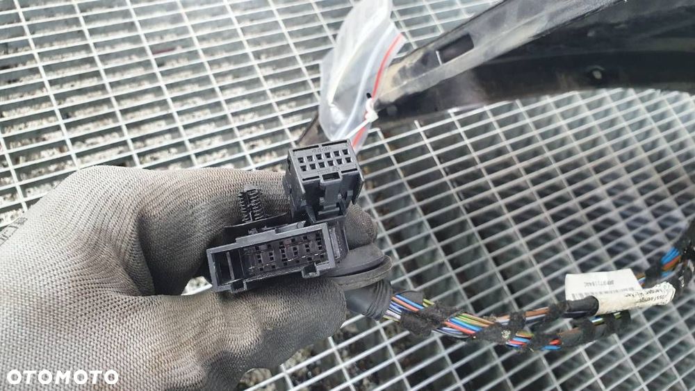 ZDERZAK TYŁ PDC CZUJNIKI WIĄZKA LAMPA AUDI Q5 8R LZ7L - 17