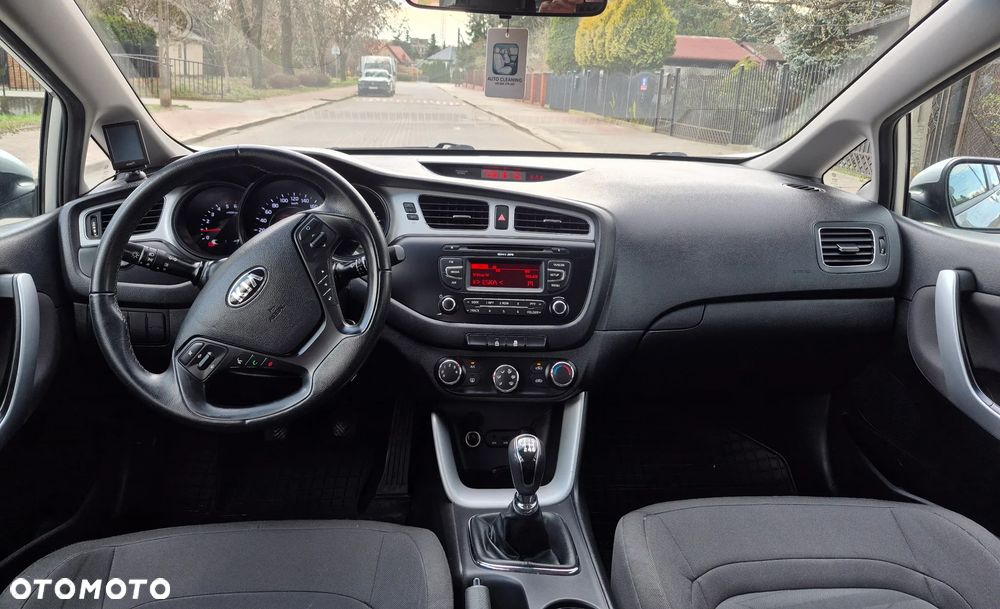 Kia Ceed 1.4 CRDi L - 12