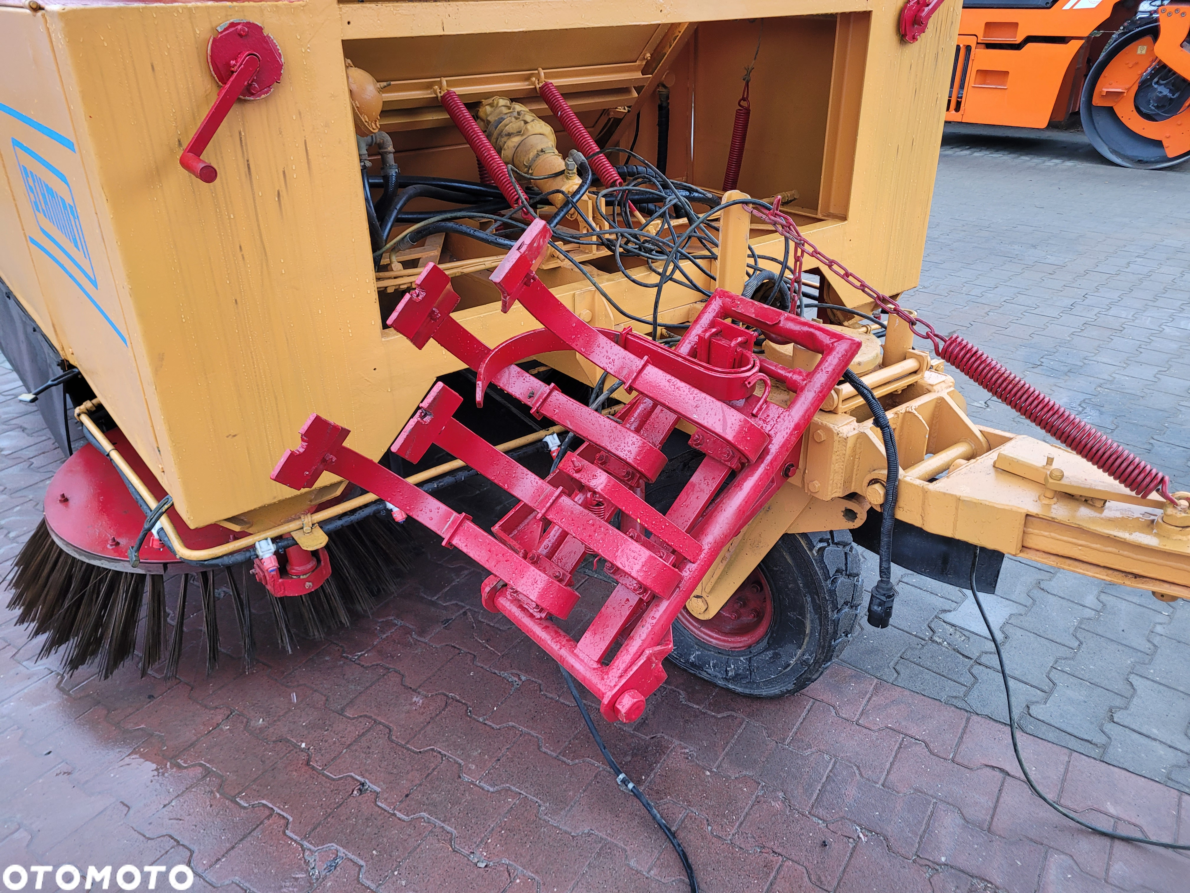 Inny BRODDWAY HD 72 - 8