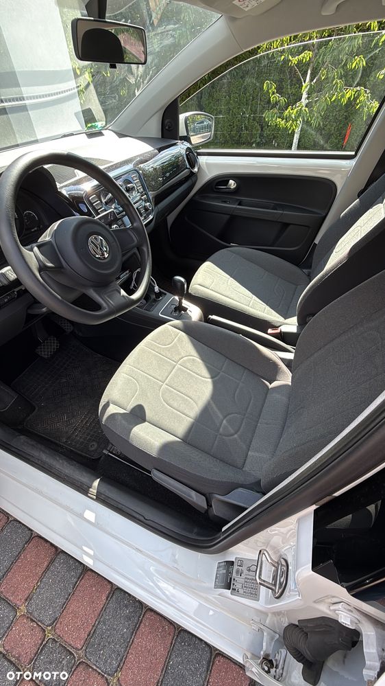 Volkswagen up! - 7