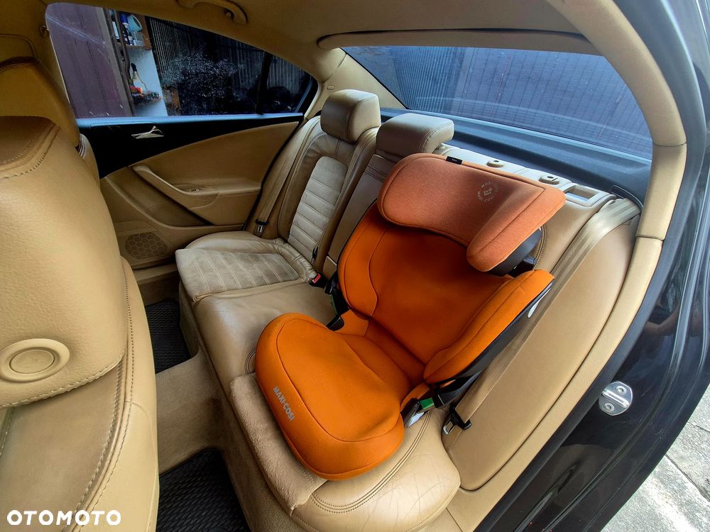 Volkswagen Passat 2.0 TDI Highline - 10
