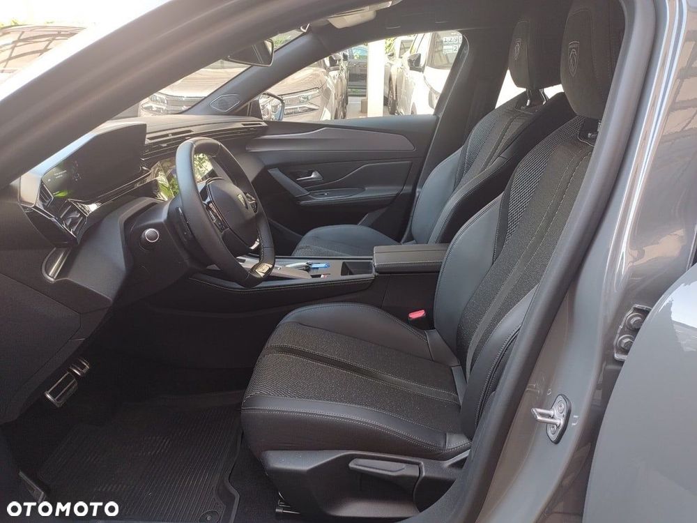 Peugeot 308 - 9