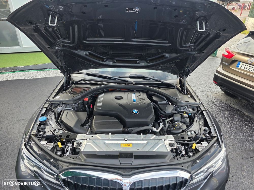 BMW 320 e Pack M Auto - 27