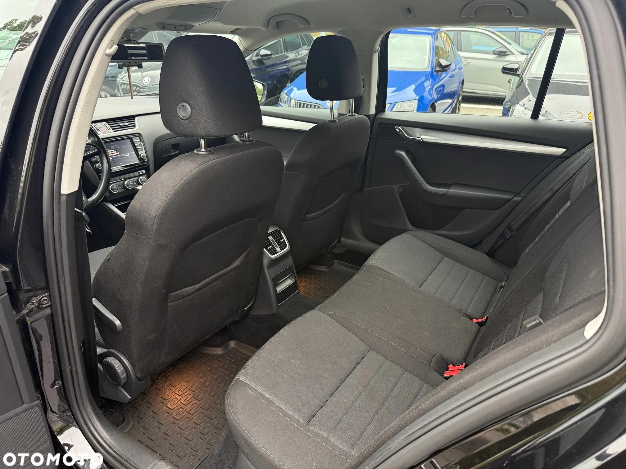 Skoda Octavia 2.0 TDI SCR Style DSG - 10