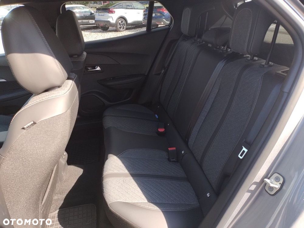 Peugeot 2008 1.2 PureTech Allure S&S EAT8 - 9
