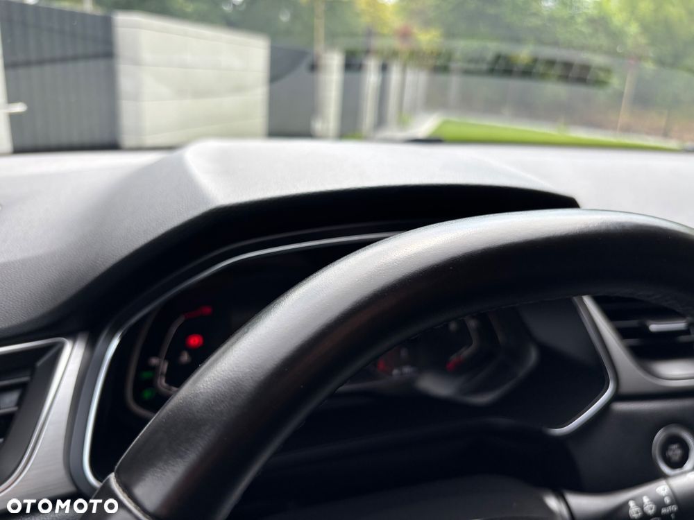 Renault Captur - 22