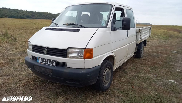 Dezmembrari Volkswagen Transporter T4 DOKA 2.5 TDI ACV