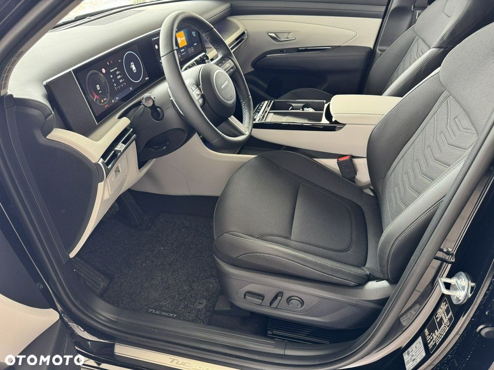 Hyundai Tucson 1.6 T-GDi Executive 2WD DCT - 37