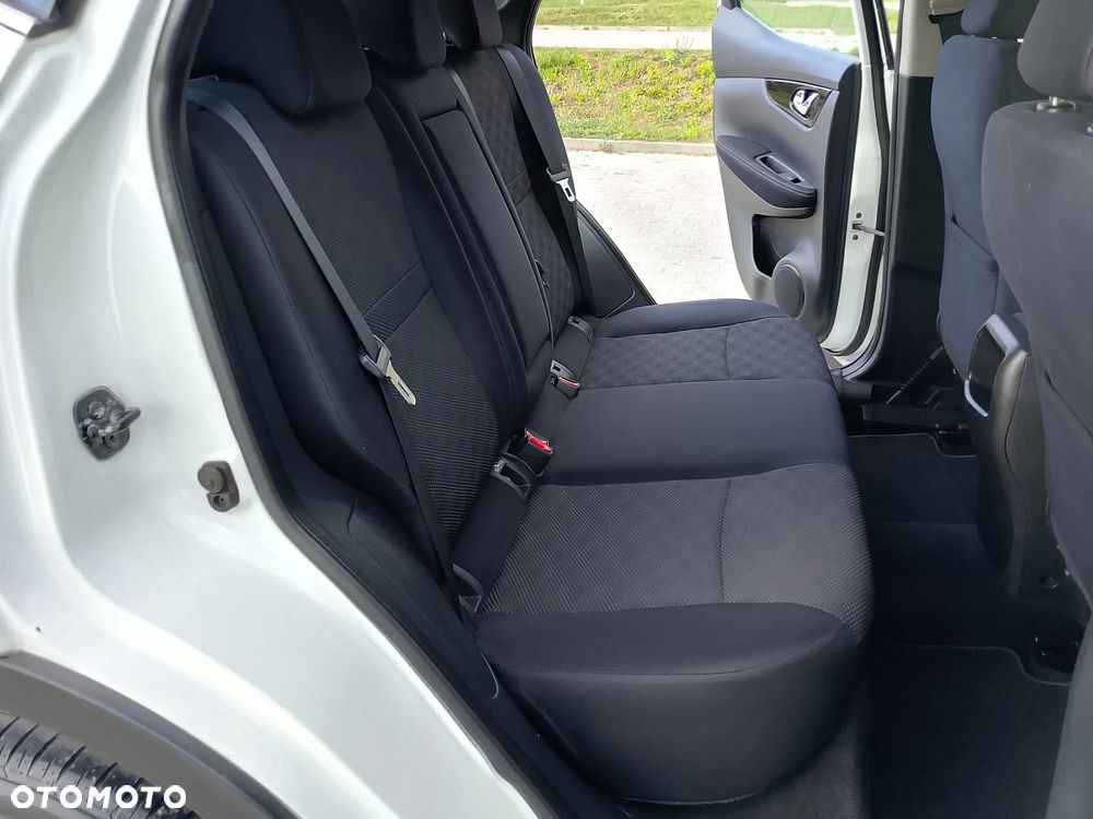 Nissan Qashqai 1.2 DIG-T Tekna+ - 28