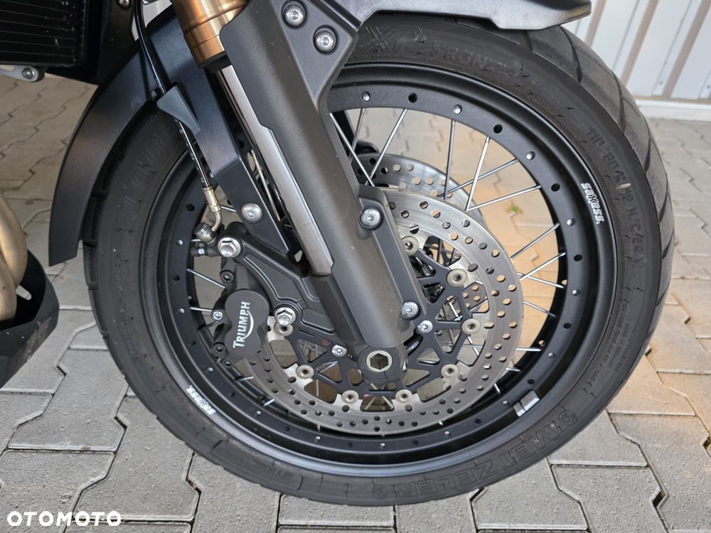 Triumph Tiger - 5