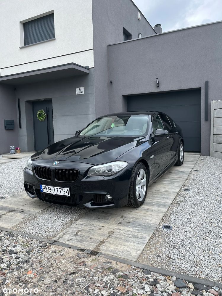 BMW Seria 5 530d xDrive Sport-Aut Luxury Line - 3