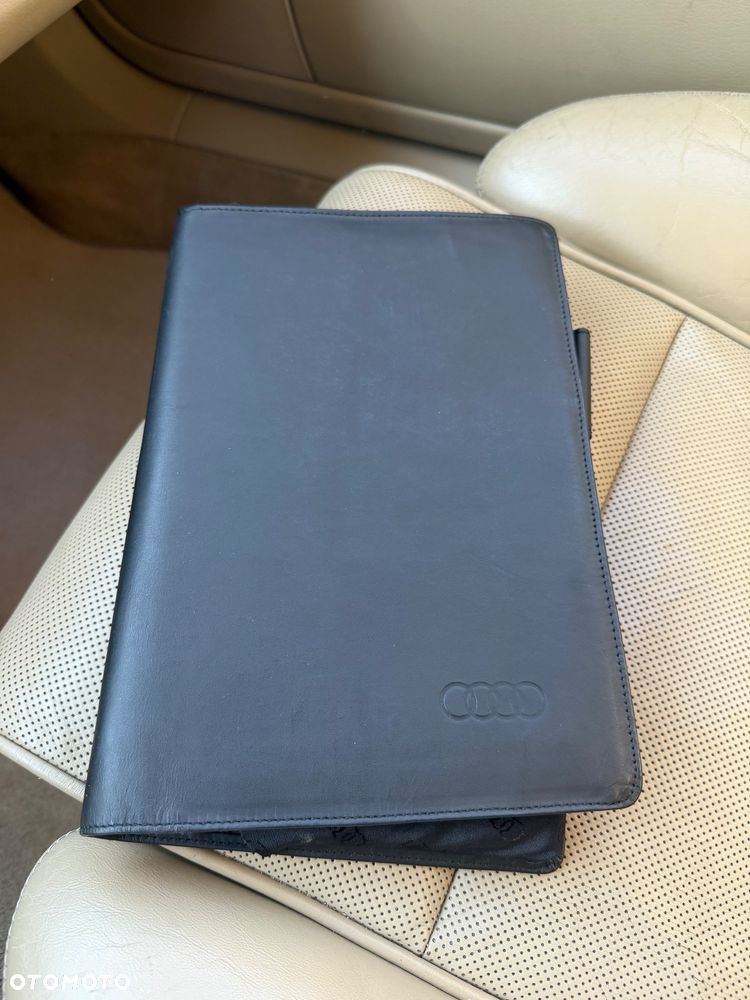 Audi A8 4.2 FSI L Quattro - 22