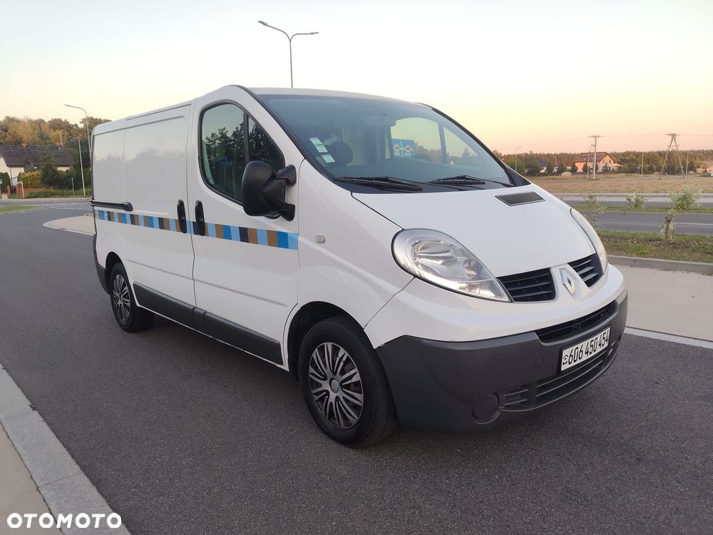Renault Trafic - 2