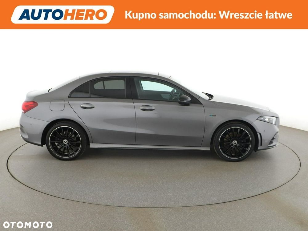 Mercedes-Benz Klasa A 250 e 8G-DCT AMG Line - 11