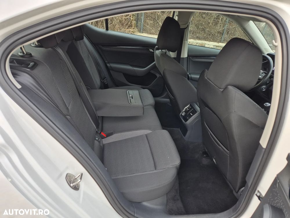 Skoda Octavia 2.0 TDI Exclusive - 11