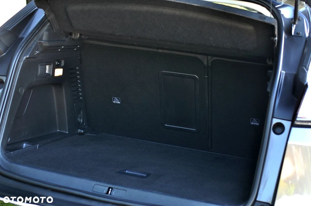 Peugeot 3008 1.2 PureTech Allure S&S EAT8 - 14