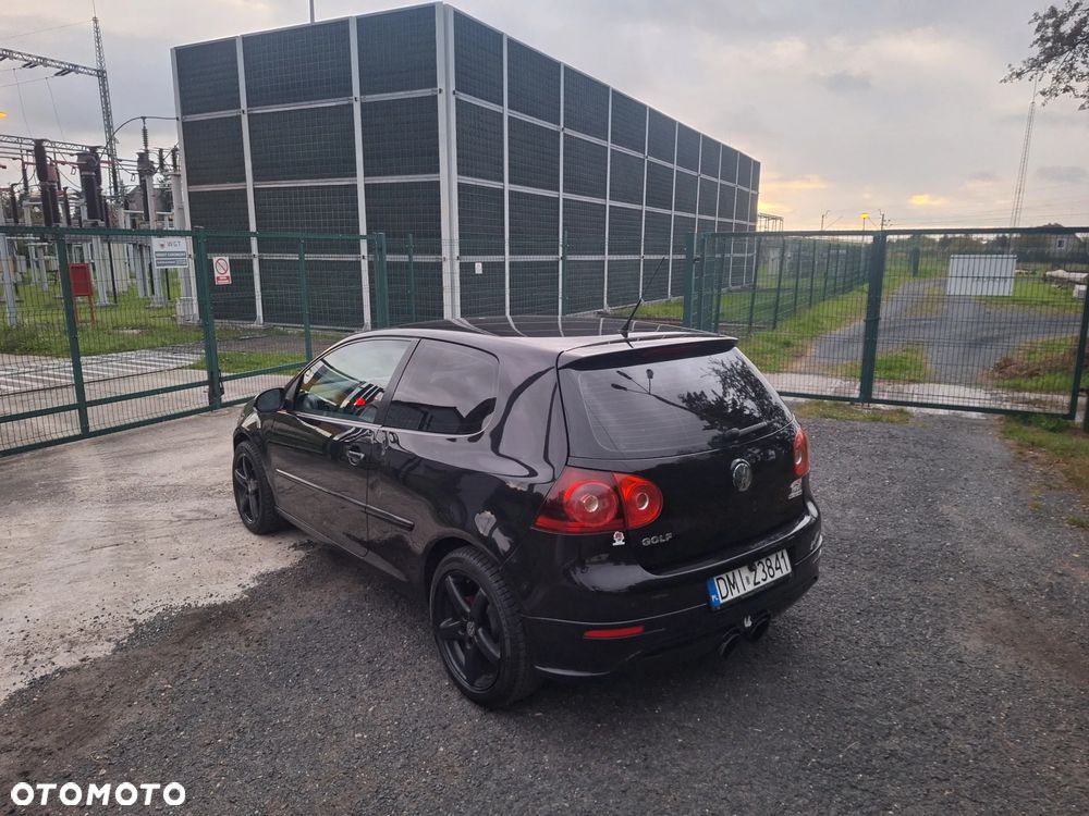 Volkswagen Golf - 3