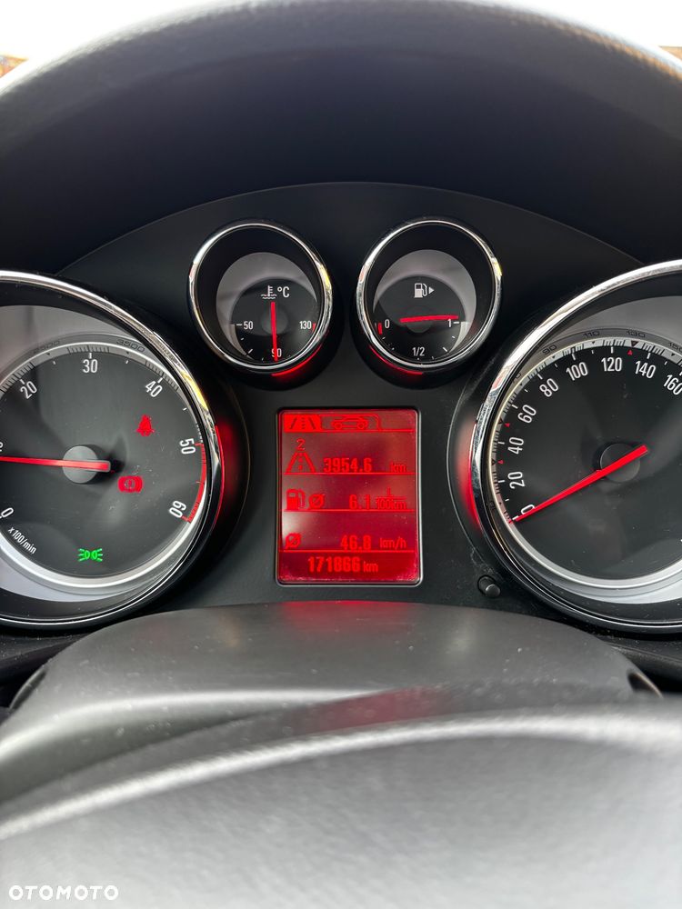 Opel Insignia 2.0 CDTI Design Edition - 23