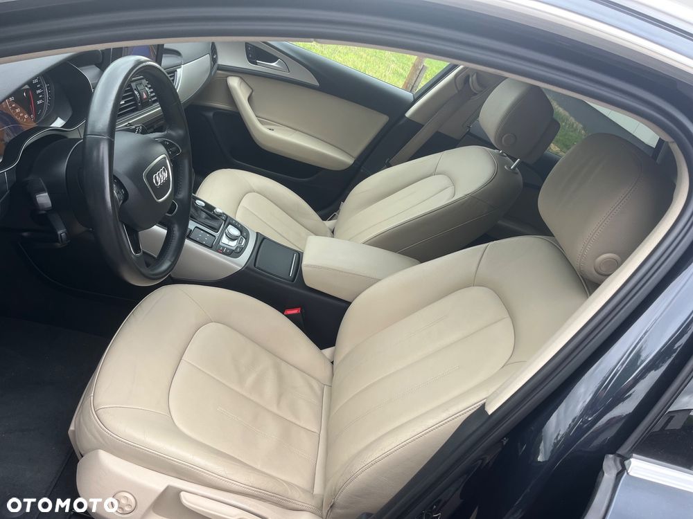 Audi A6 Avant - 14