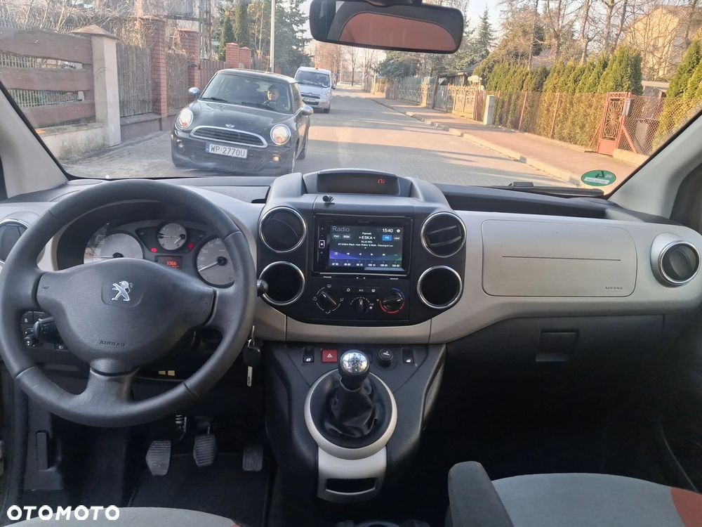 Peugeot Partner HDi FAP 115 Style - 23